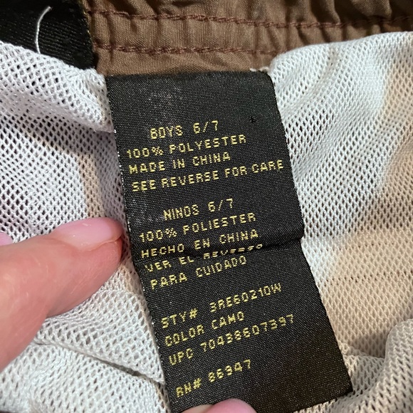 Boys SZ 6/7 Batman Swim Trunks bat camo - Picture 6 of 9